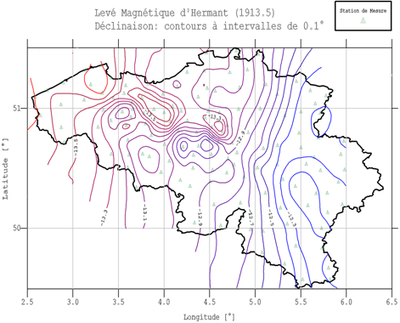 La carte des isogones réduite à l’époque 1913.5, dans les frontières actuelles de la Belgique. Cette carte est dressée sur base des mesures réalisées par Albert Hermant entre 1911 et 1914 ; on note l’absence d’observations dans les cantons de l’Est.